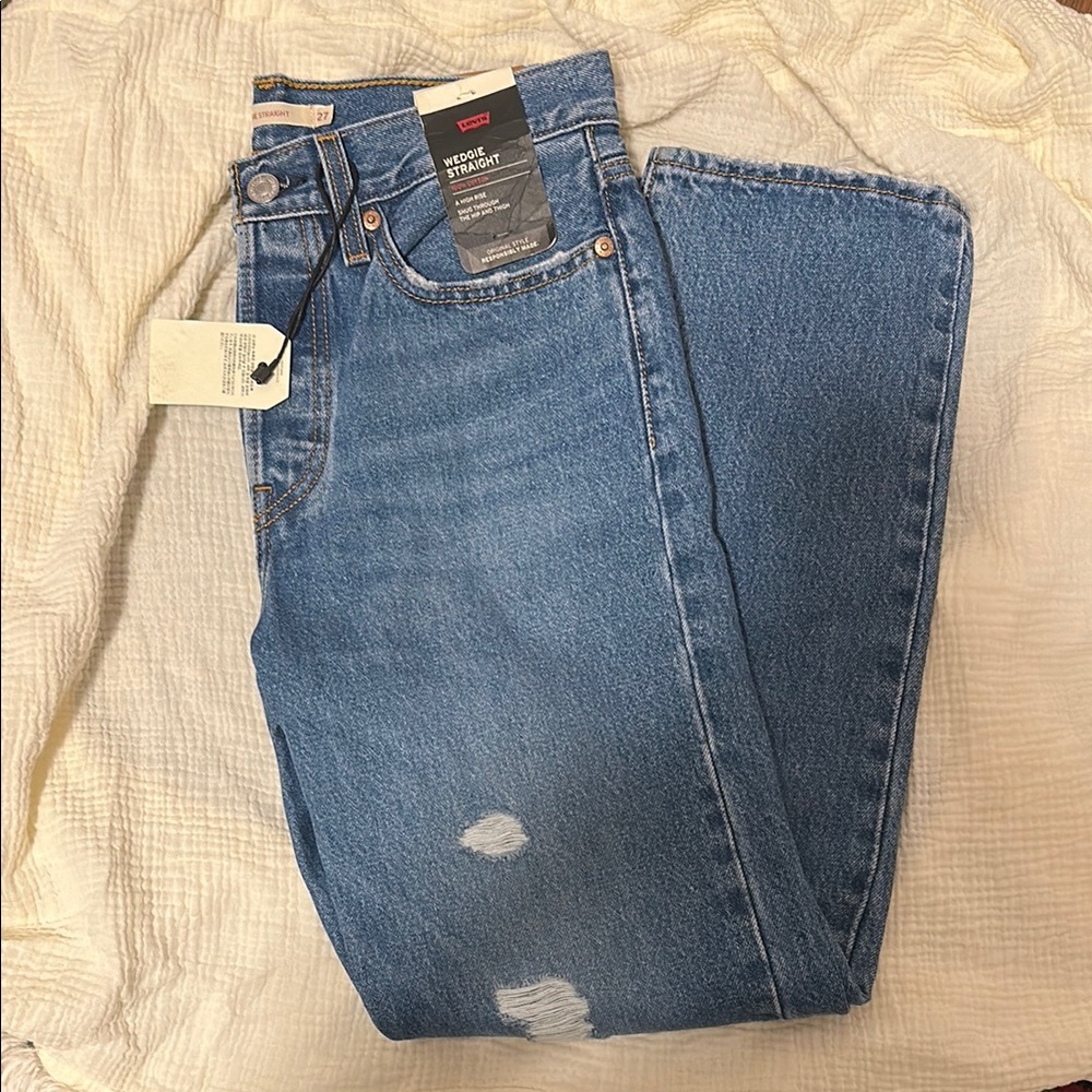 NWT Levi's High Rise Wedgie Straight Leg Jeans